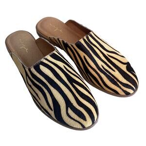 URGE Australia  Leather Slip On Tiger Print Slide Mule 39
